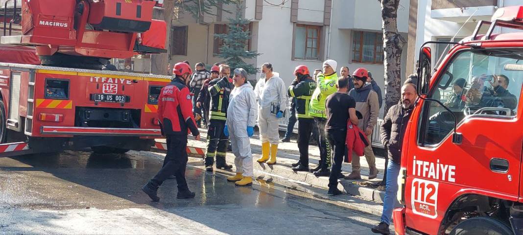 3 ay önce yapamadığını şimdi yaptı: Cenaze çıkarken komşunun söyledikleri olay! 7